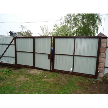 Распашные ворота с калиткой 3x2,2 м